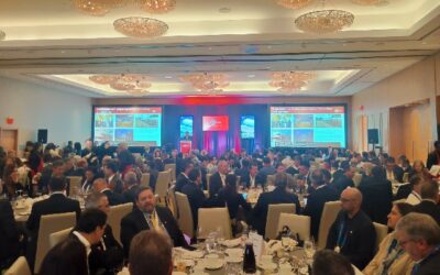 Almuerzo Central: Organizado por la Cámara de Comercio Canadá-Perú